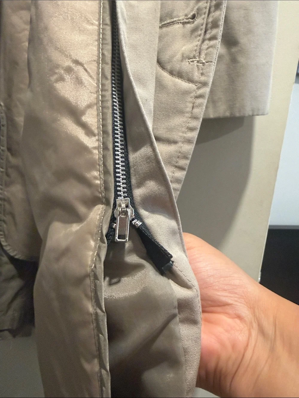 London Fog Men’s Light Beige Single-Breasted Trench Coat